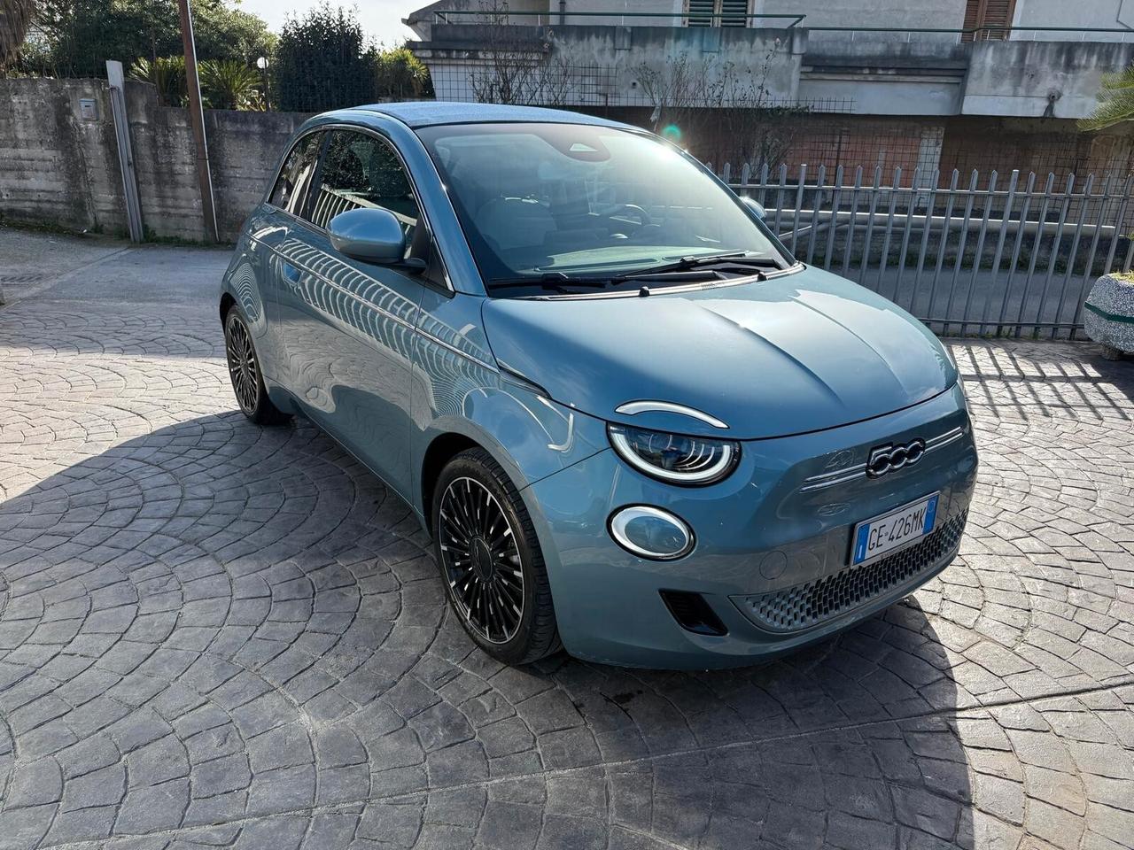 Fiat 500e Cabrio 42 kWh Icon