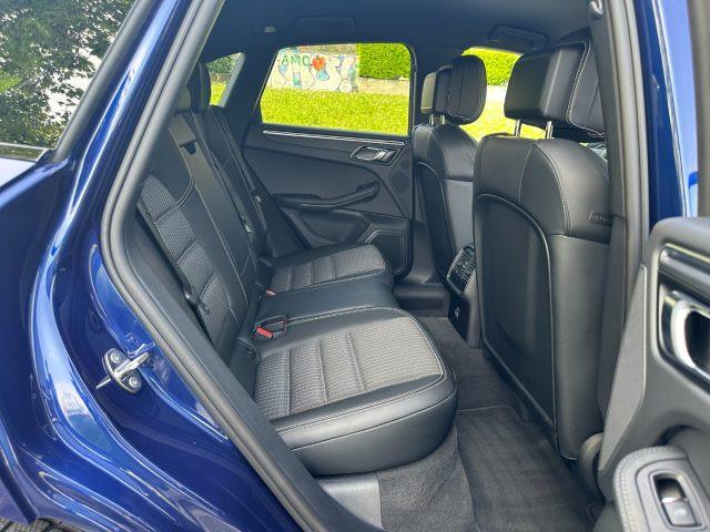 PORSCHE Macan 2.0 T