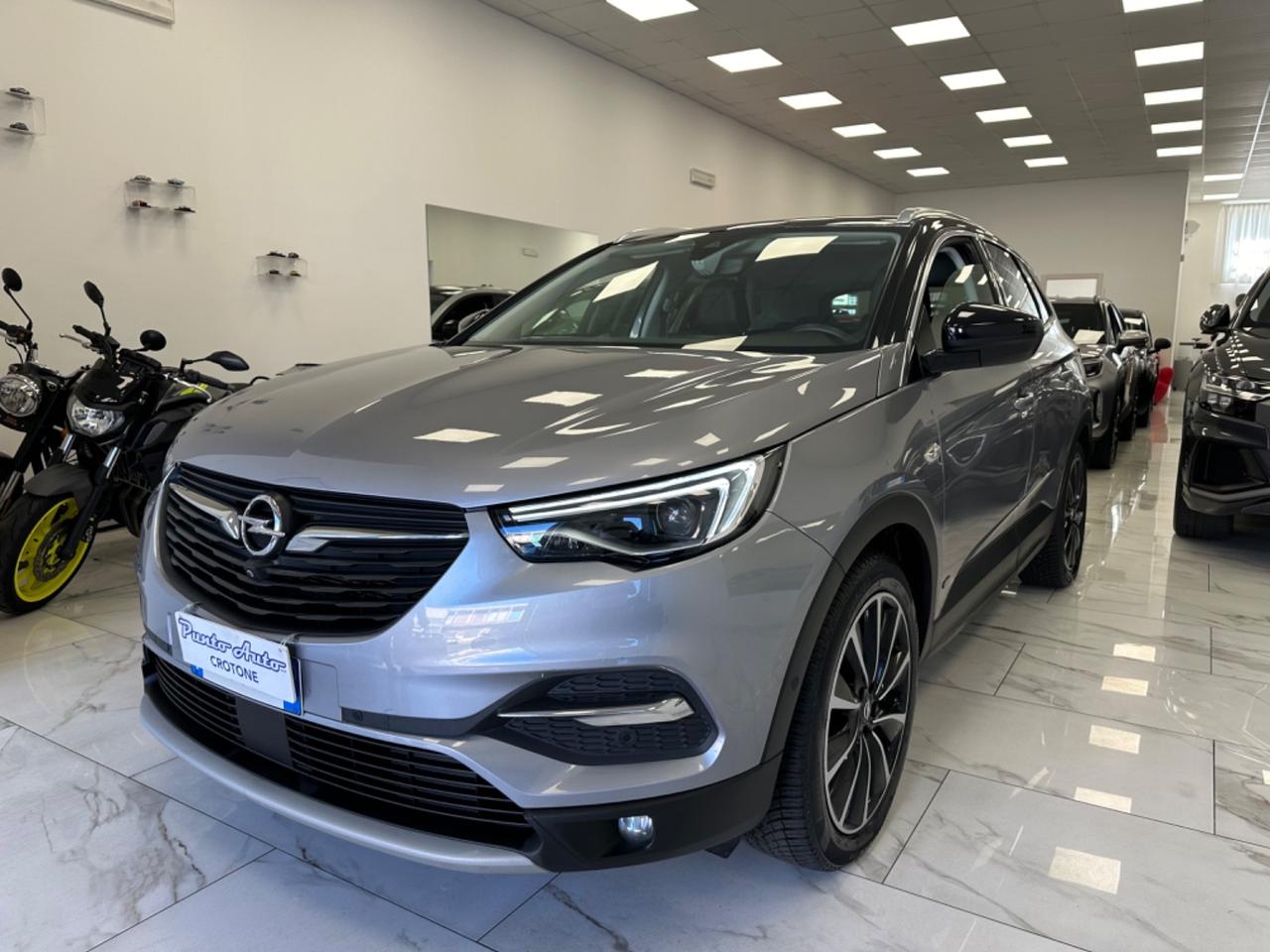 Opel Grandland X 1.6 Hybrid4 Plug-in aut. AWD