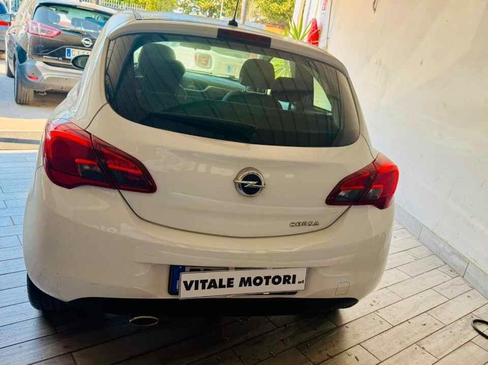 Opel Corsa 1.4 90CV GPL Tech 3 porte INNOVATION