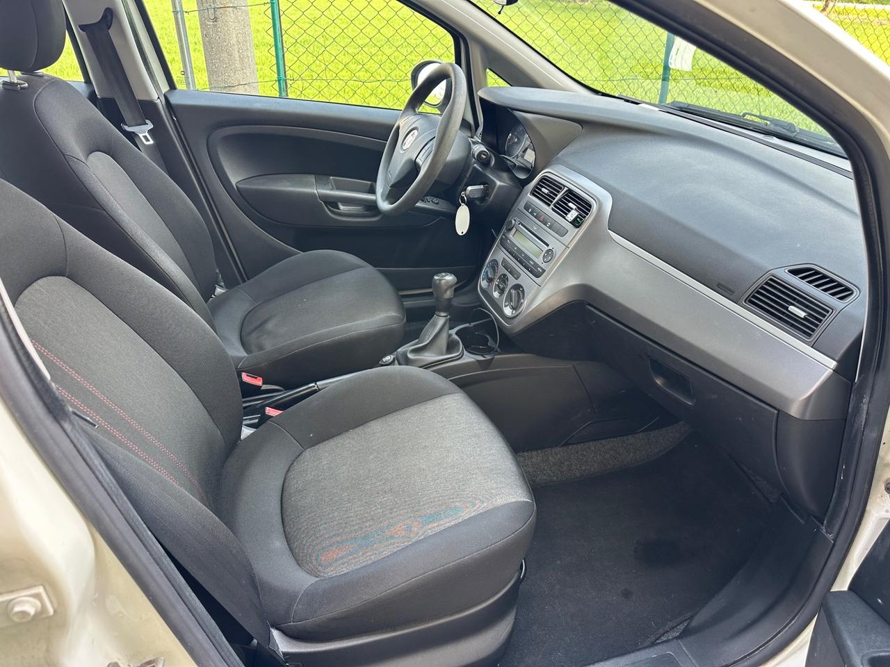 Fiat Punto 1.3 MJT II 75 CV 5 porte Street