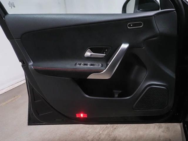 MERCEDES Classe A 180 Automatic Premium AMG