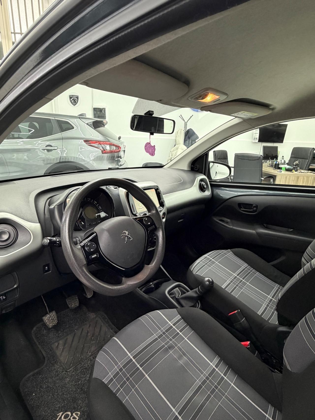 Peugeot 108 VTi 68 5 porte Active TOP!