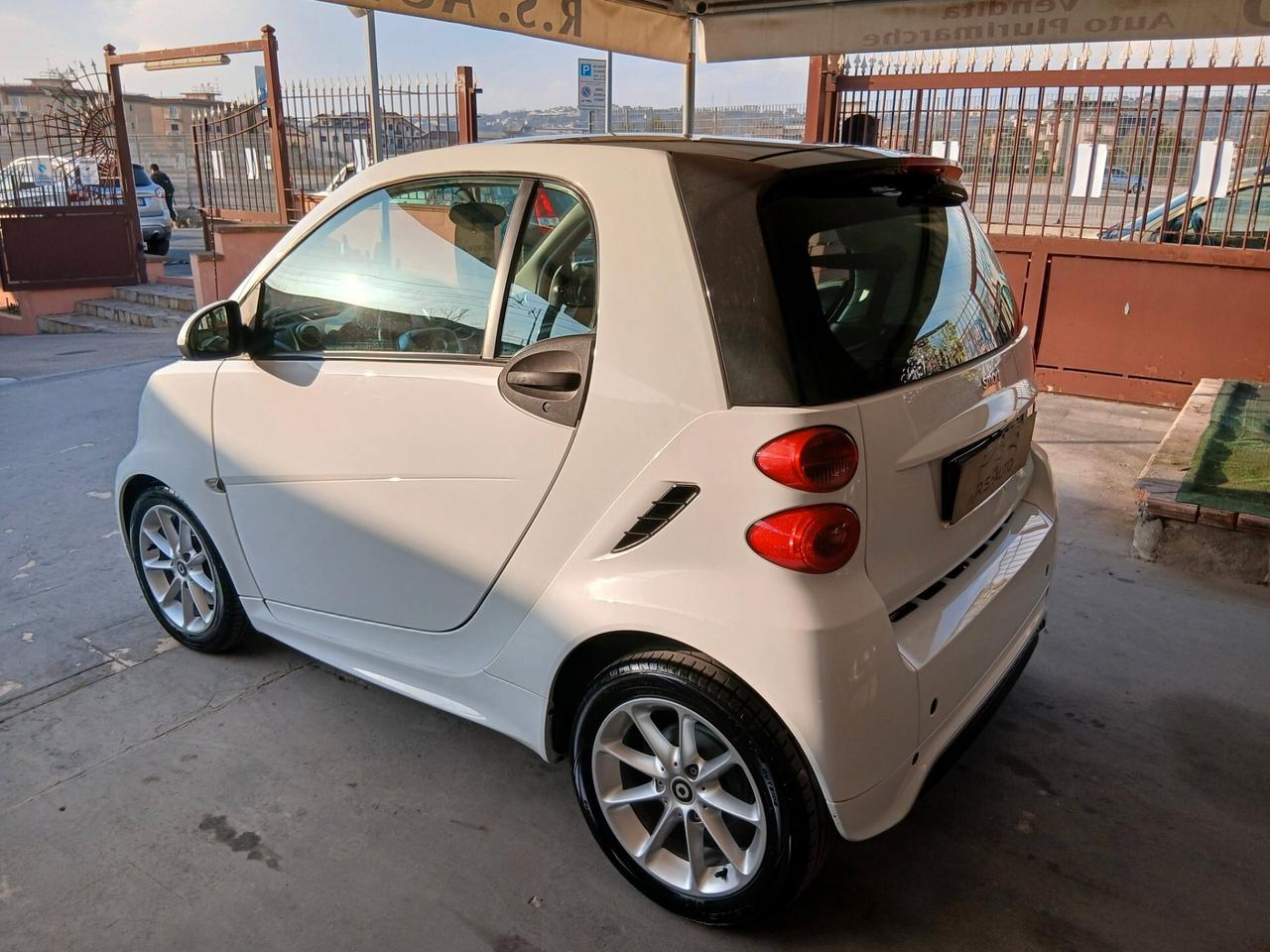Smart ForTwo 1000 mhd idroguida clima 2014