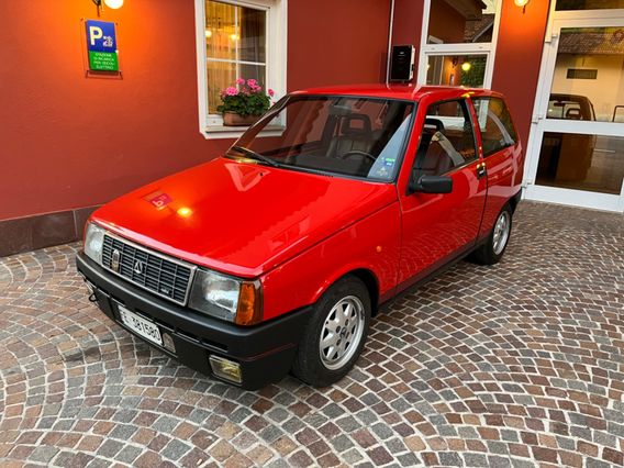 MODANATURA ADESIVA AUTOBIANCHI Y10