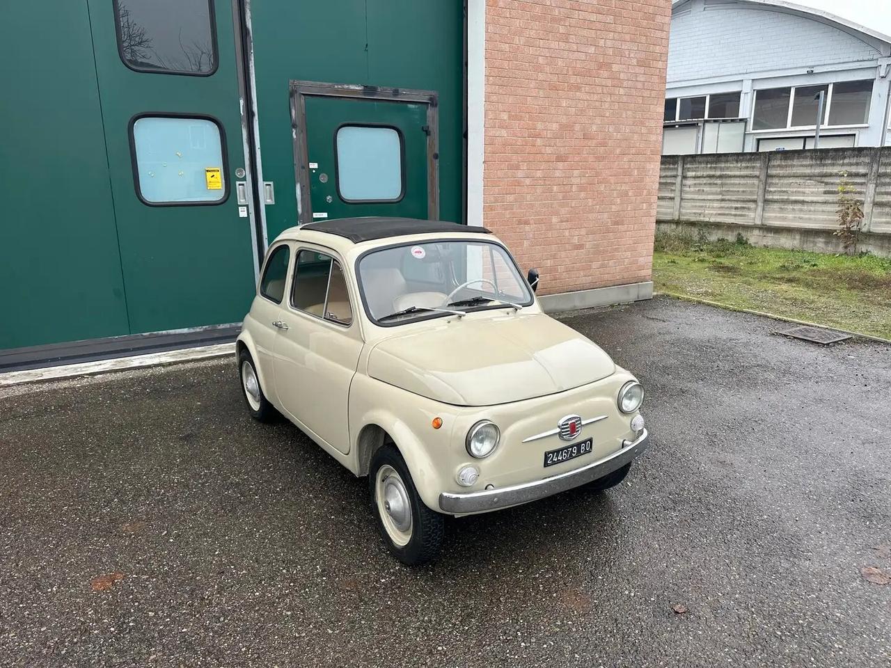 Fiat 500 F "8 bulloni"