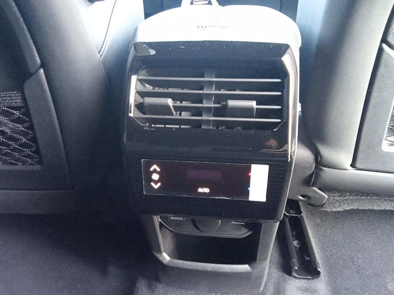 Peugeot 5008 Hybrid 145 e-DCS6 GT 7 Posti