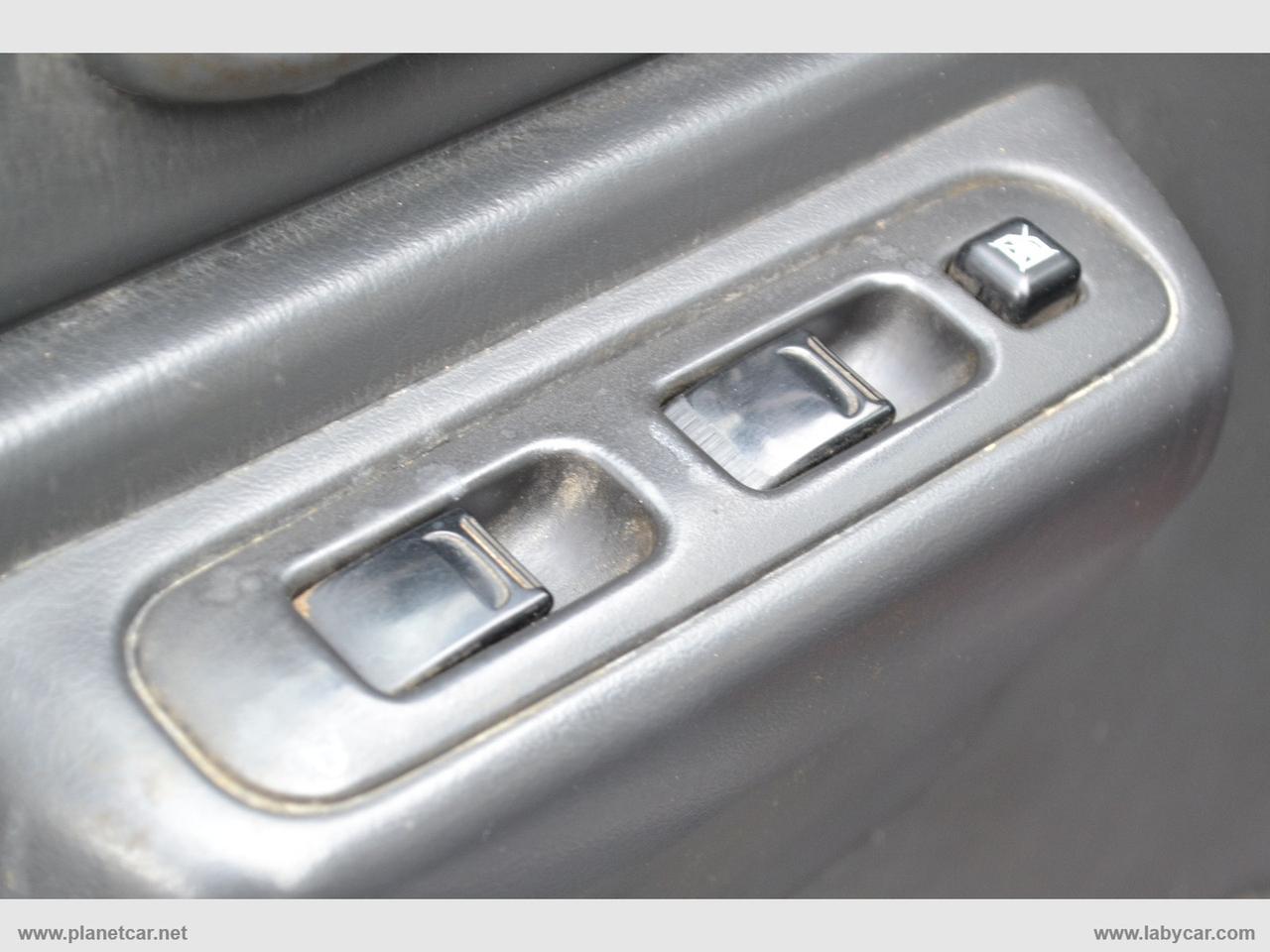 SUZUKI Jimny 1.3 4WD JLX