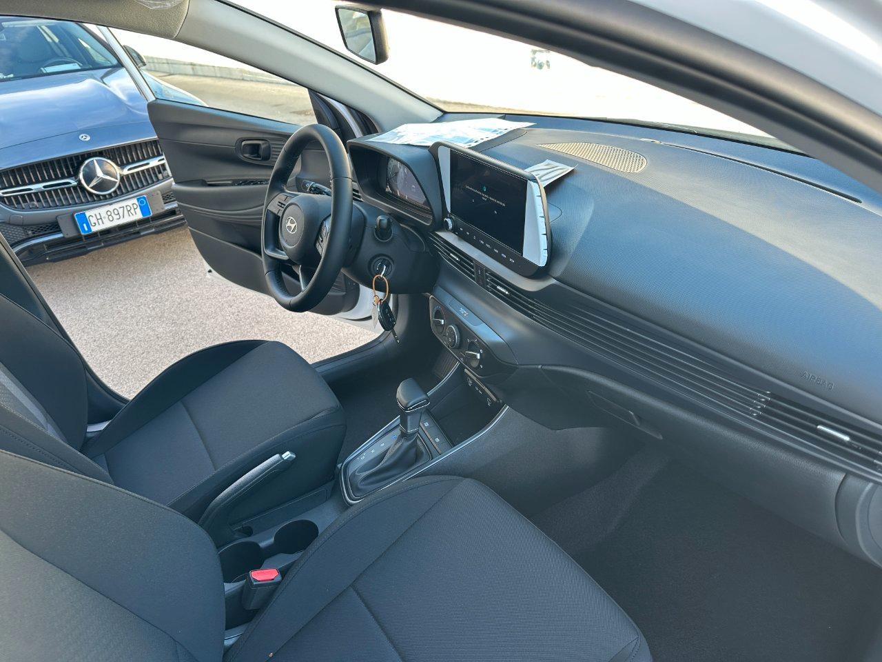 Hyundai i20 1.0 t-gdi Connectline 90cv dct