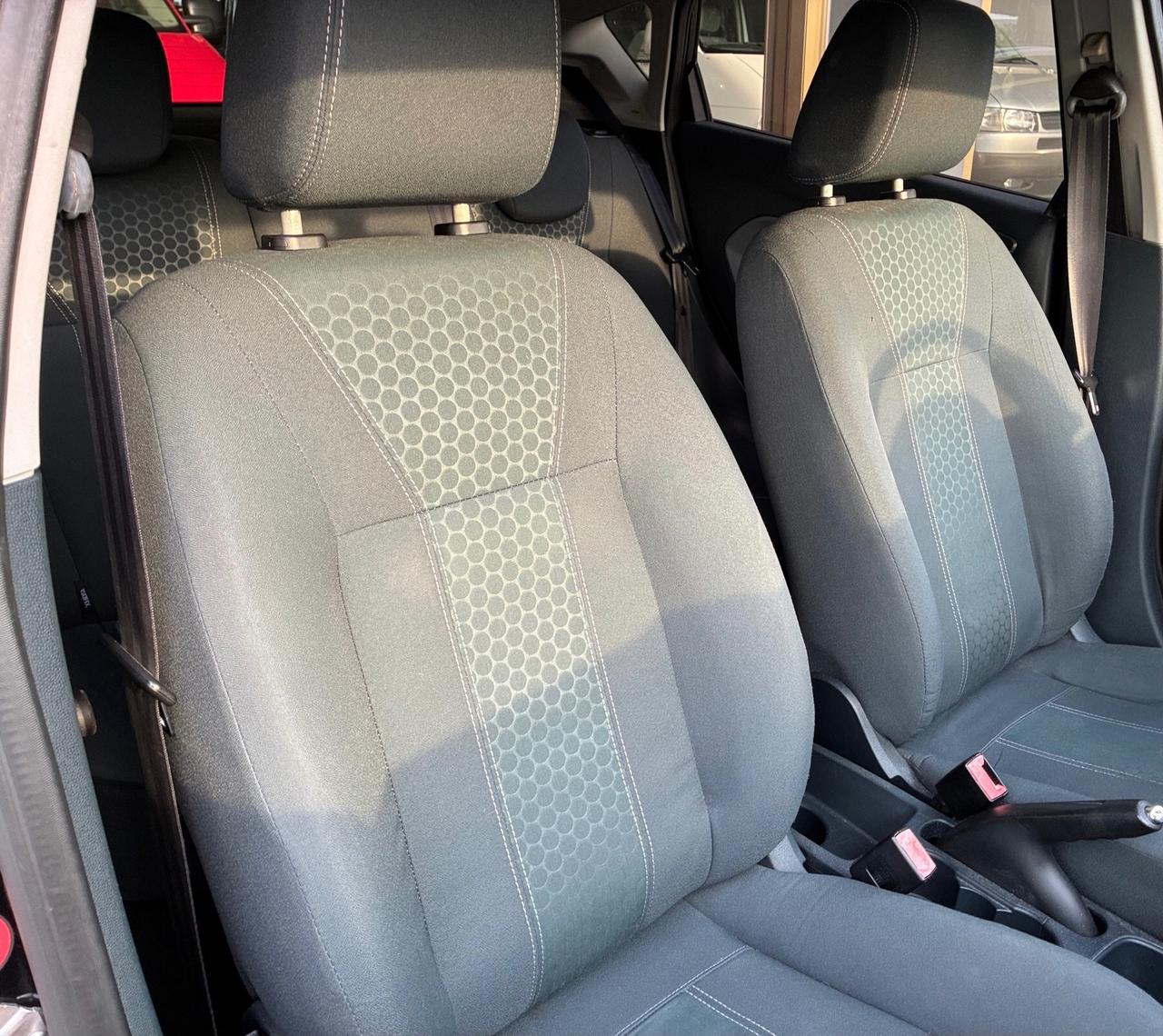 Ford Fiesta 1.4 TDCi Titanium - 5 porte