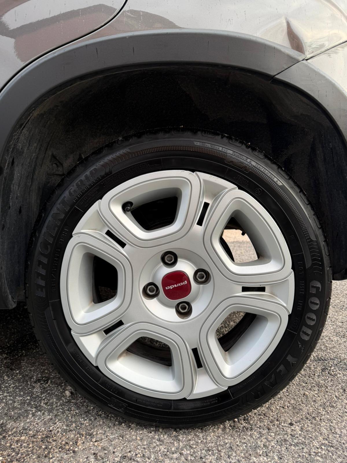 Fiat Panda 1.0 Hybrid 5posti **SOLO 18.000KM**