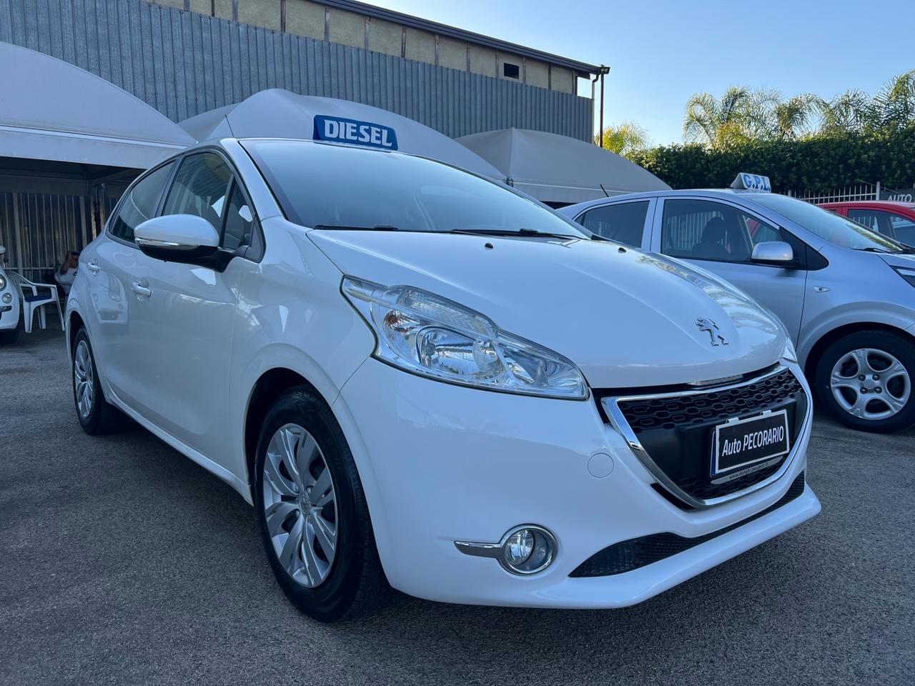Peugeot 208 1.4 HDi 68 CV 5 porte Access N1 autocarro
