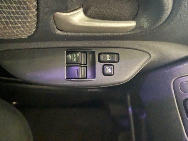 TOYOTA Yaris 1.0i 16V cat 3 porte Sol Blue