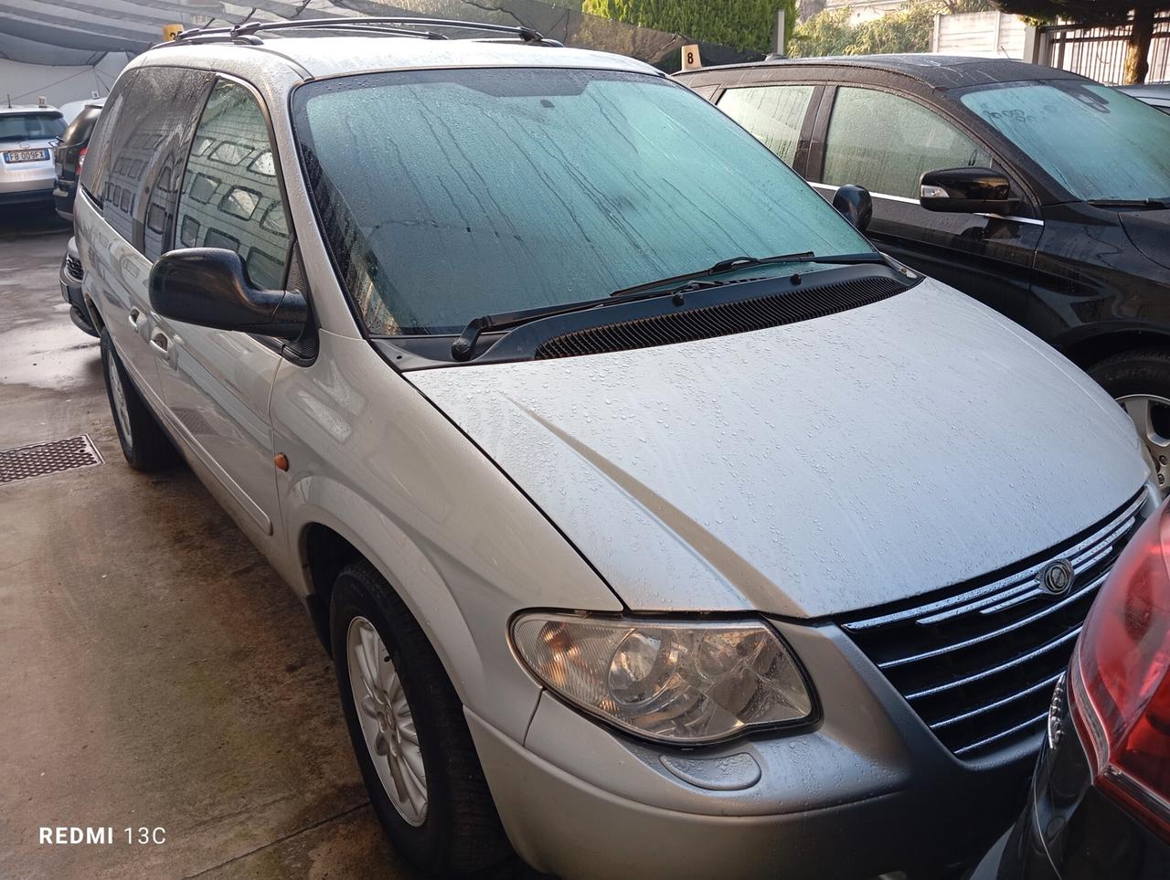 Chrysler Voyager Grand Voyager 2.8 CRD 7 posti