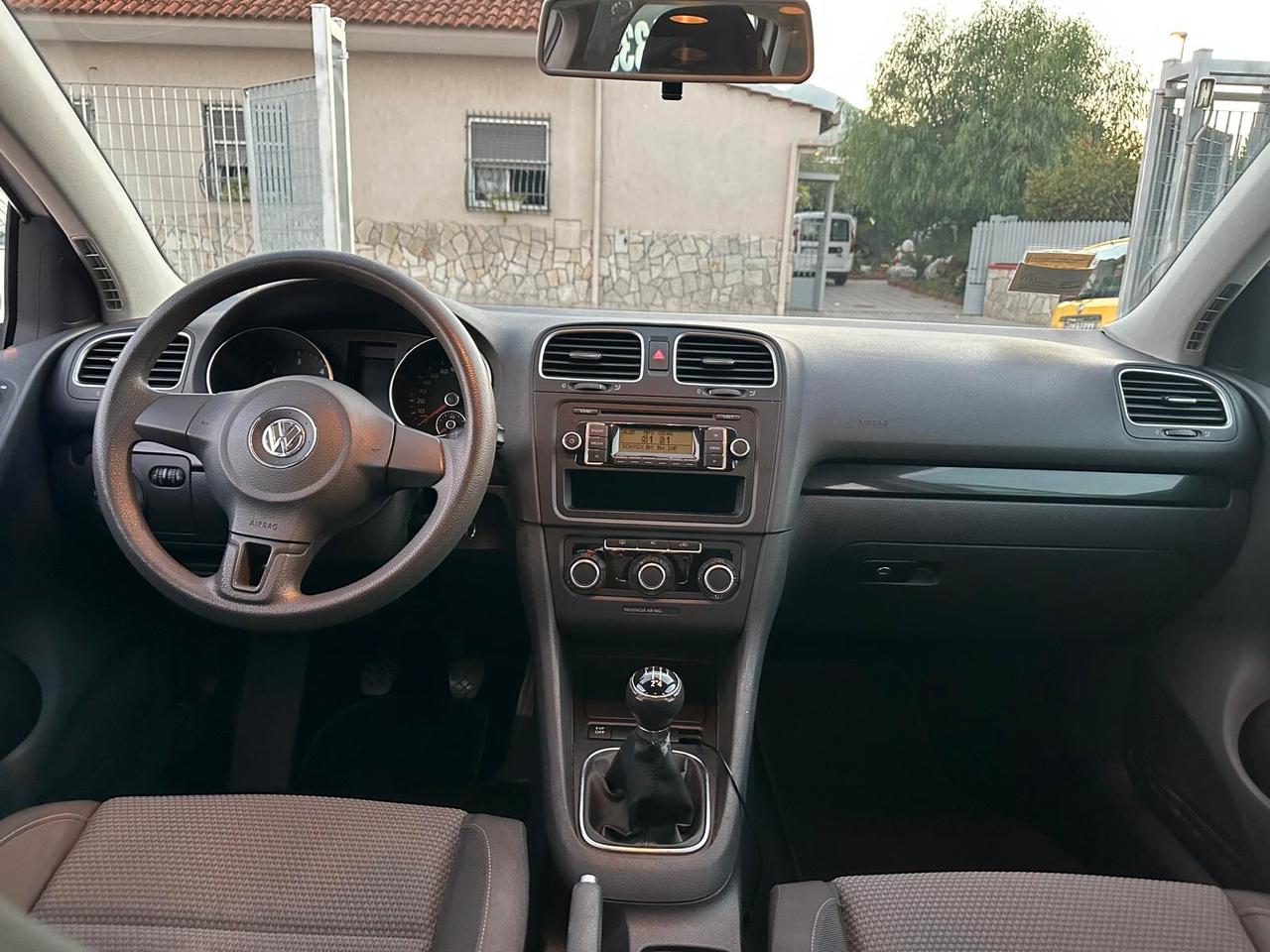Volkswagen Golf 1.6 TDI DPF 5p. Highline-02/2010
