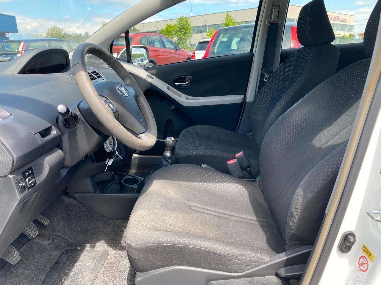Toyota Yaris 1.0 Benz OK PER NEOPATENTATI