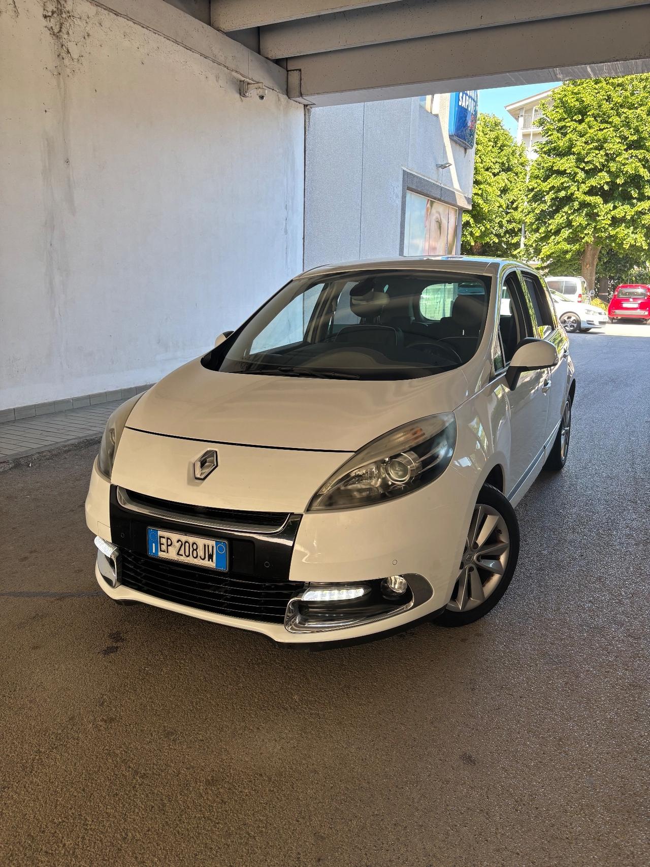 Renault Scenic Scénic XMod 1.5 dCi 110CV Wave