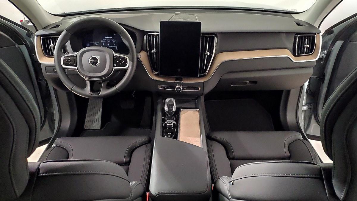 VOLVO Xc60 B5 Mild Hybrid Awd Automatico Plus Bright