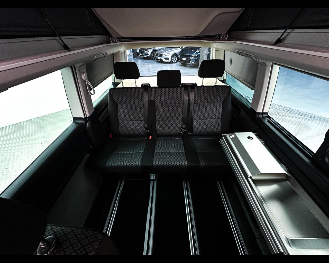 VOLKSWAGEN California 2.0 TDI 150CV Beach Camper Edition