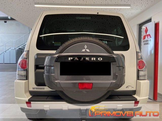 MITSUBISHI Pajero 3.2 DI-D 16V aut. 3p. Top