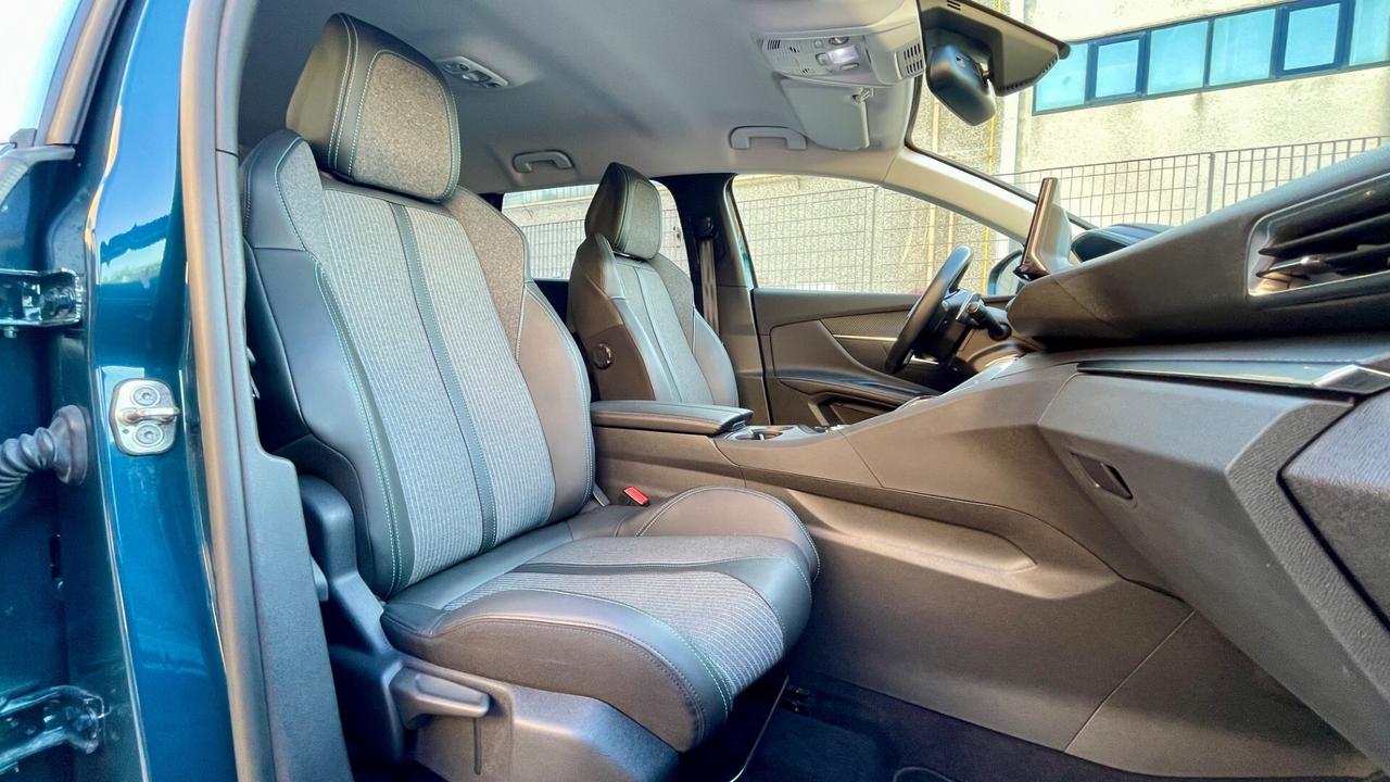 Peugeot 5008 BlueHDi 130 S&S EAT8 Allure Pack