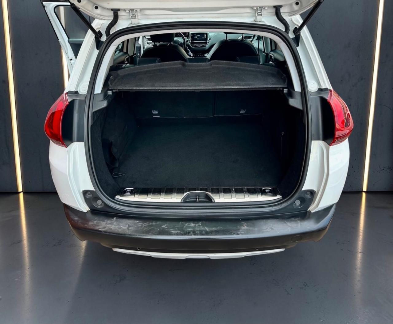 Peugeot 2008 BlueHDi 100 Active
