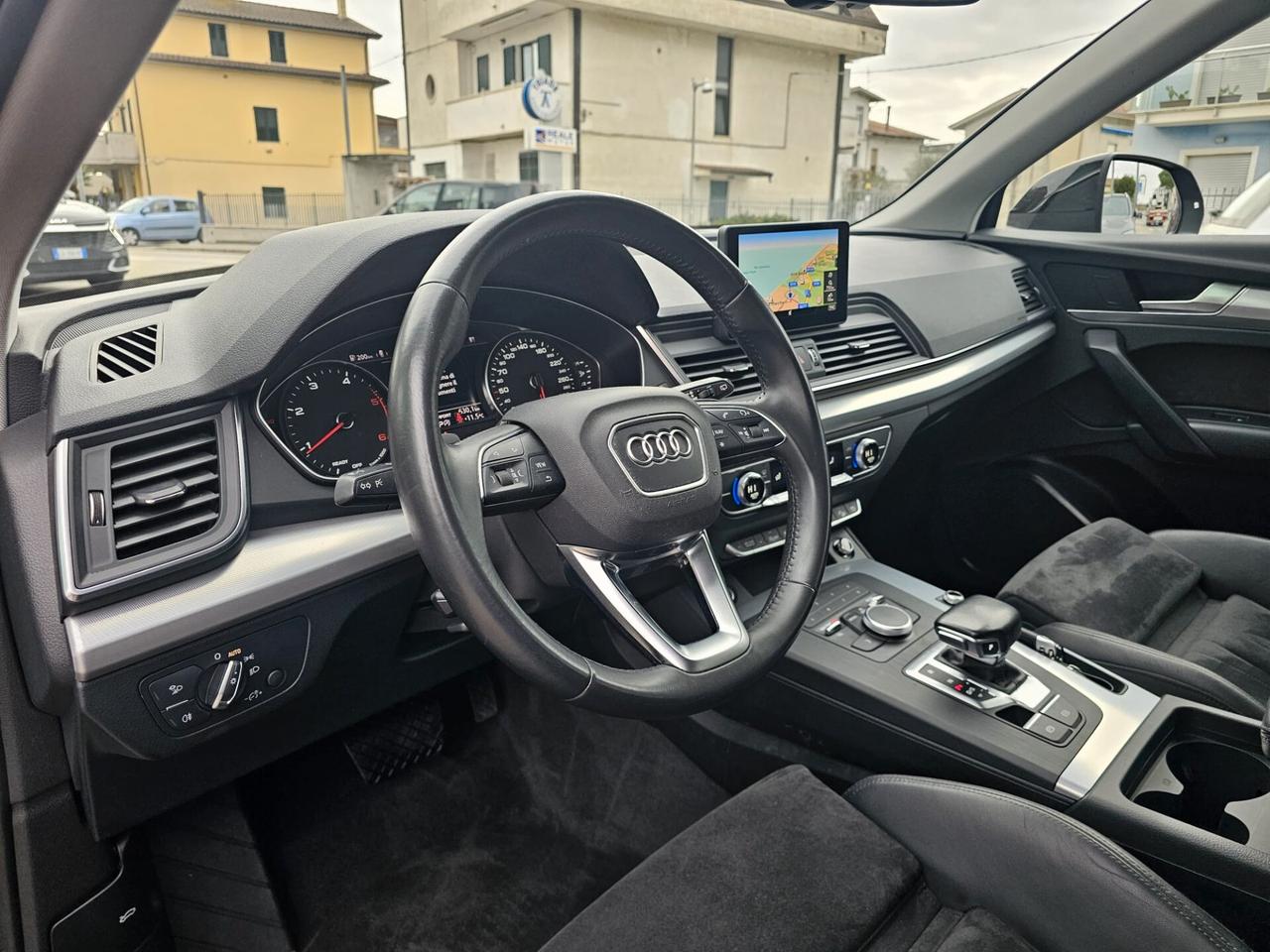 Audi Q5 30 TDI S tronic line plus