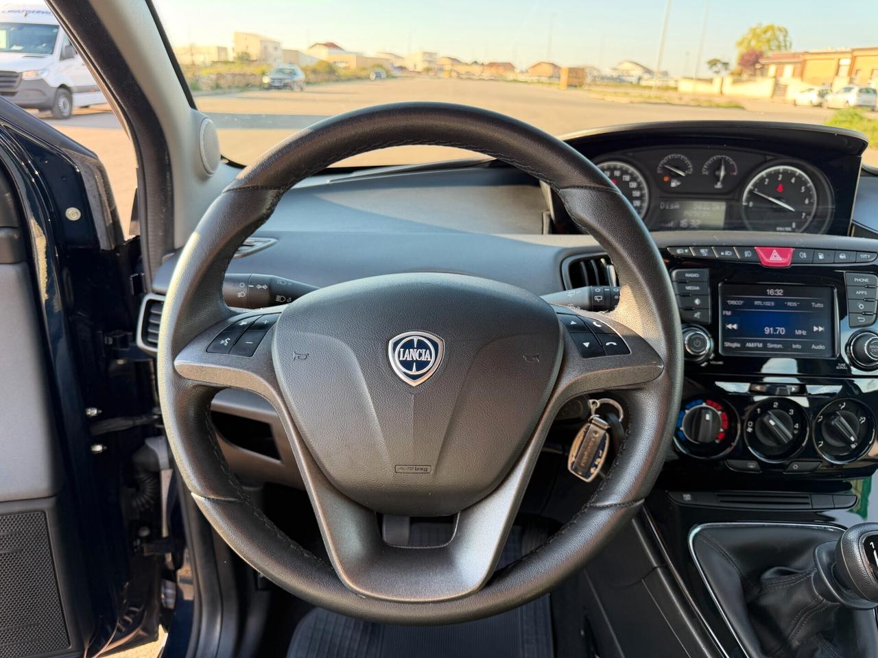 Lancia Ypsilon 1.2 69 CV 5 porte GPL Ecochic Gold