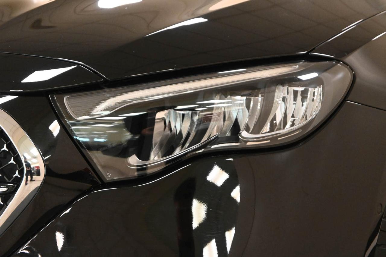 MERCEDES Classe E (W/S214) E 220 d Mild hybri...