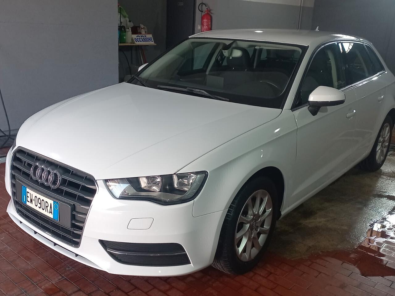 Audi A3 SPB 1.6 TDI ultra Attraction