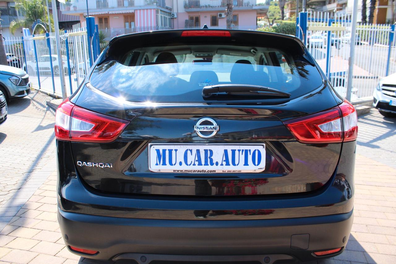 Nissan Qashqai 1.2 DIG-T Visia