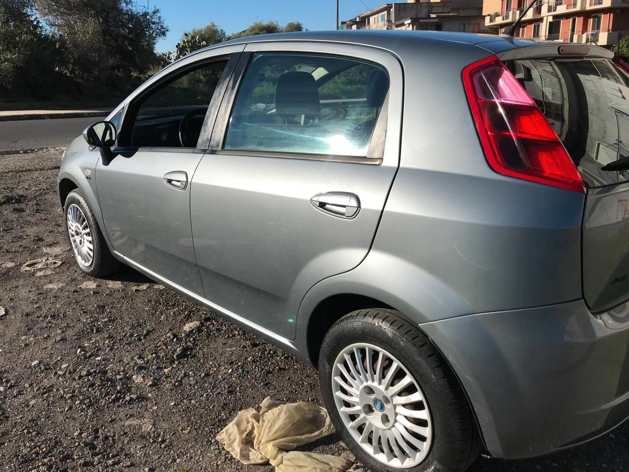 Fiat Grande Punto 1.3mljt NEOPATENTATI CHIAMA