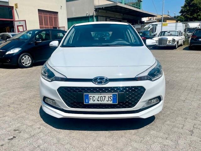 Hyundai i20 1.2 84 CV 5 porte Comfort Uniprop. garanzia 12M E6