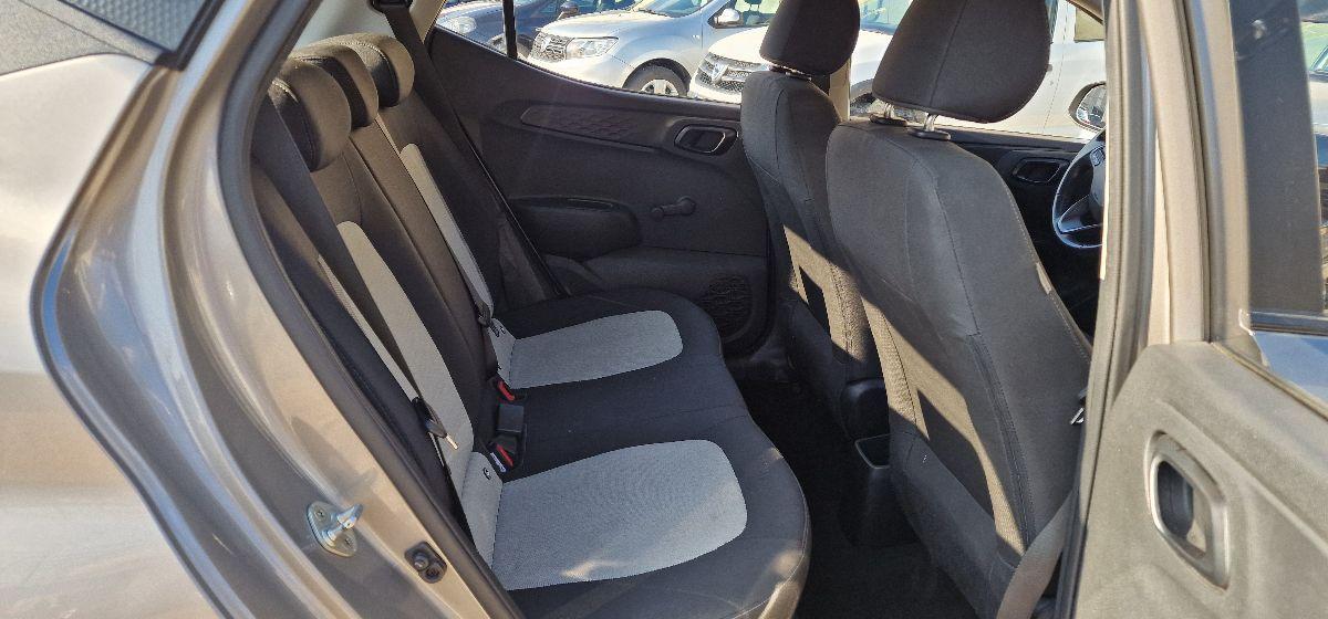 HYUNDAI i10 1.0 MPI Advanced