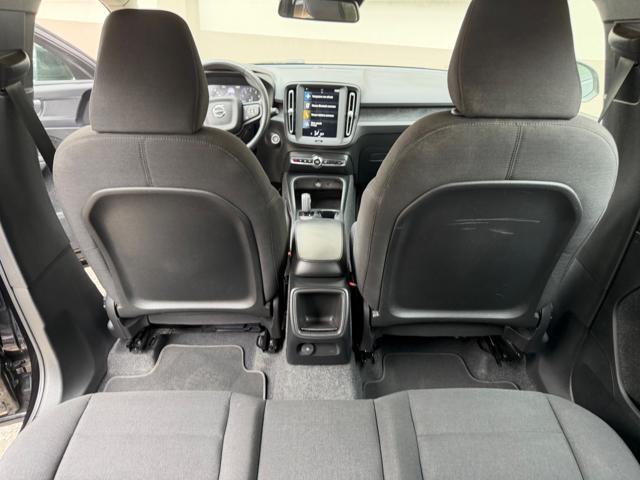 VOLVO XC40 IN PROMO!!!!!!!!BENZINA Geartronic Momentum Core