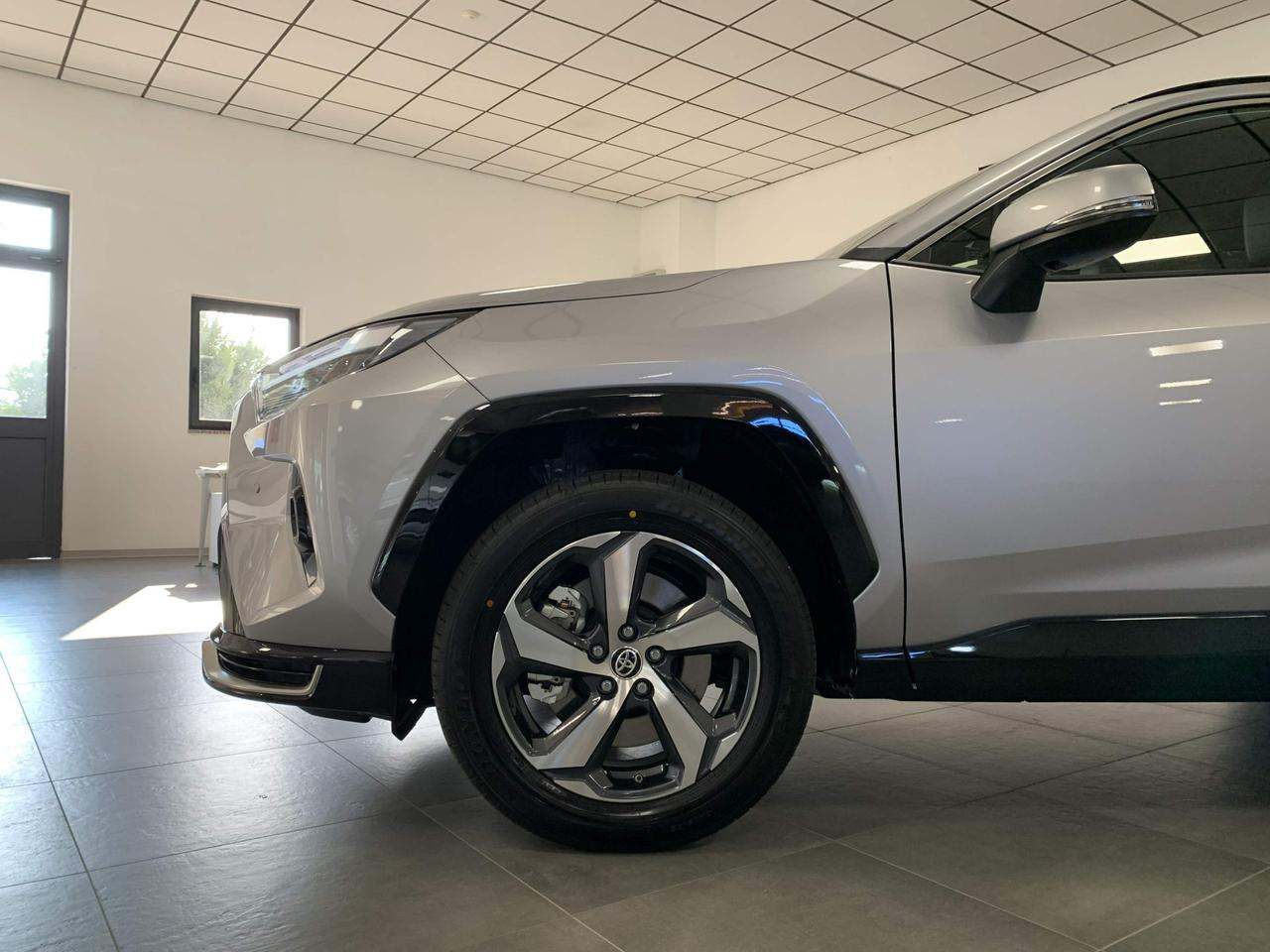 Toyota Rav4 2.5 vvt-ie phev More Dynamic awd-i