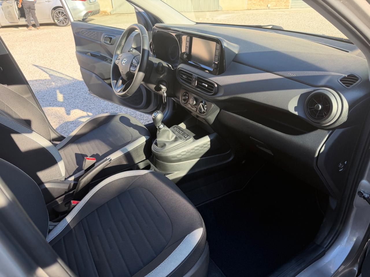 Hyundai i10 1.0 MPI AT Tech