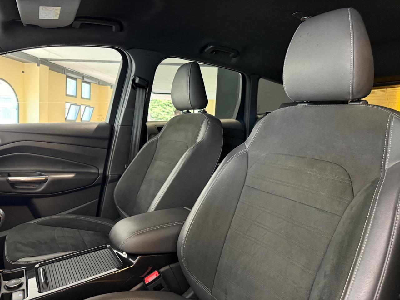 Ford Kuga 2.0 TDCI 150 CV ST-Line *UNICO PROPRIETA