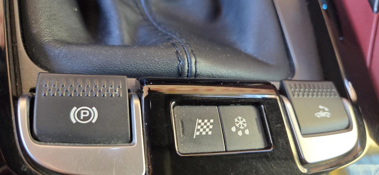 Jaguar F-Type 3.0 V6 340 CV COUPE' CABRIO KM.84000 CERTIFICATI UNICO PROPRIETARIO!