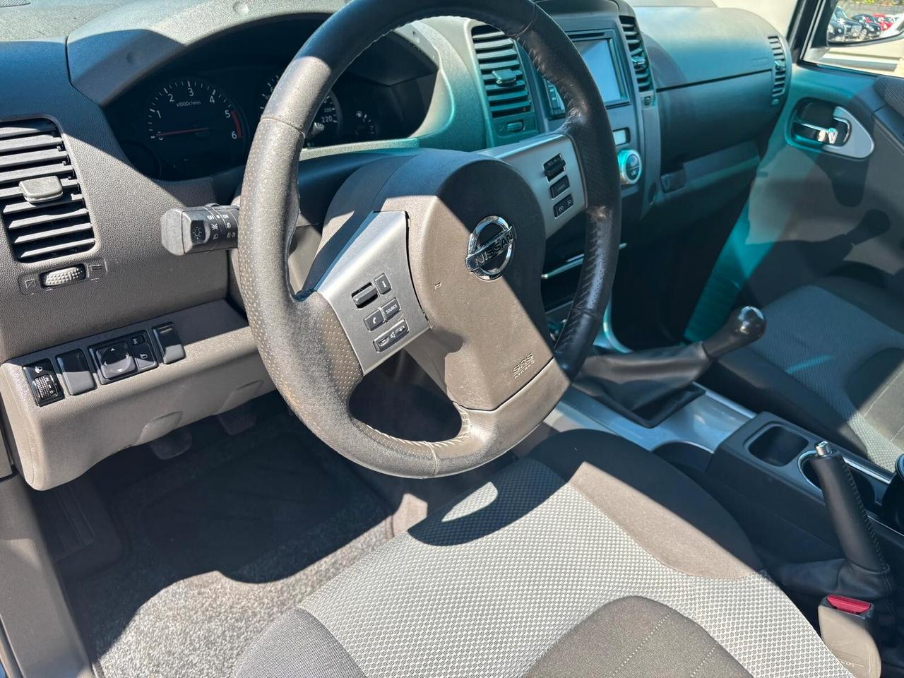 Nissan Navara 2.5 dCi 190CV Double Cab - 2015