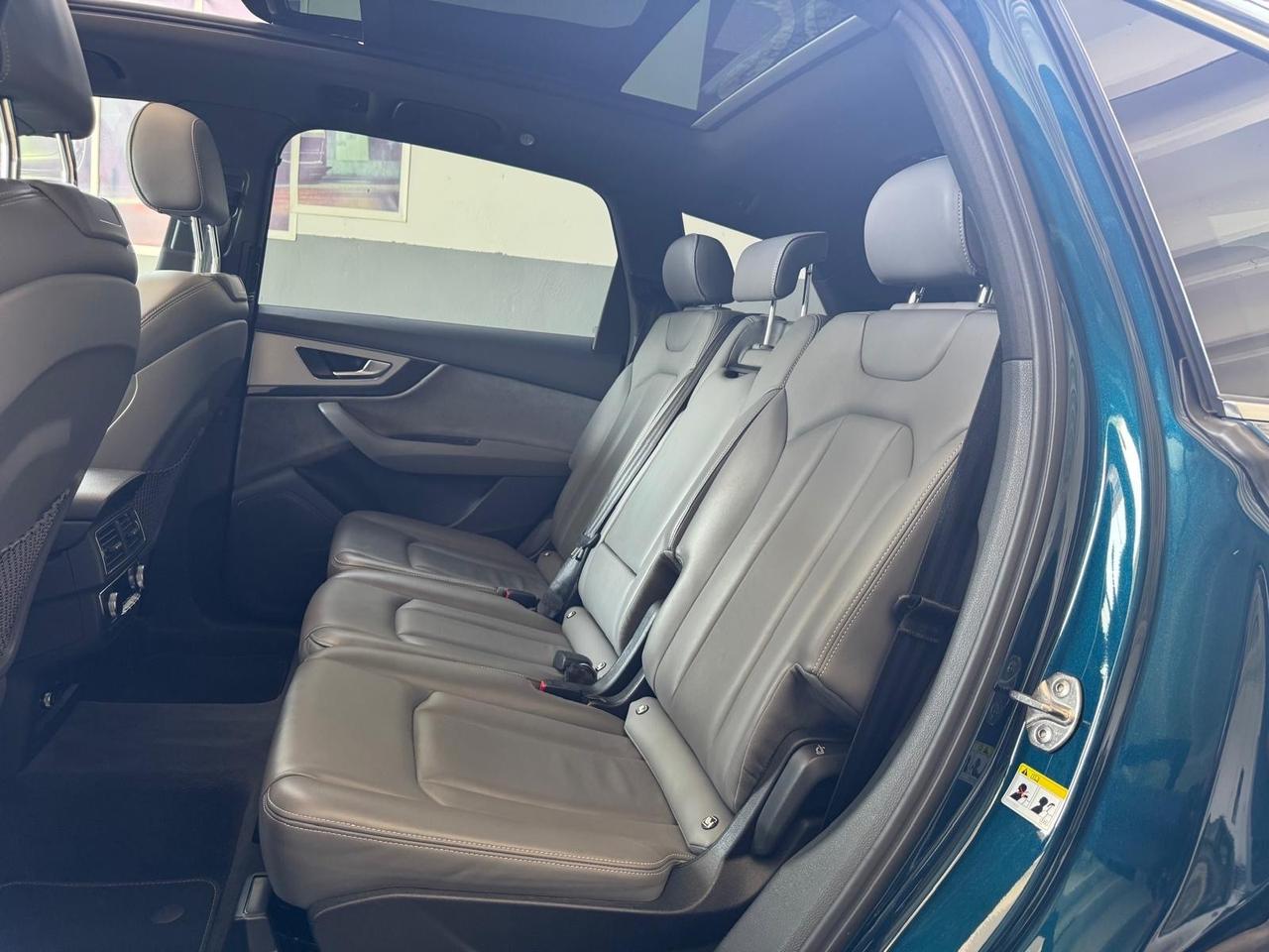 Audi Q7 45 TDI quattro tiptronic Business s-line