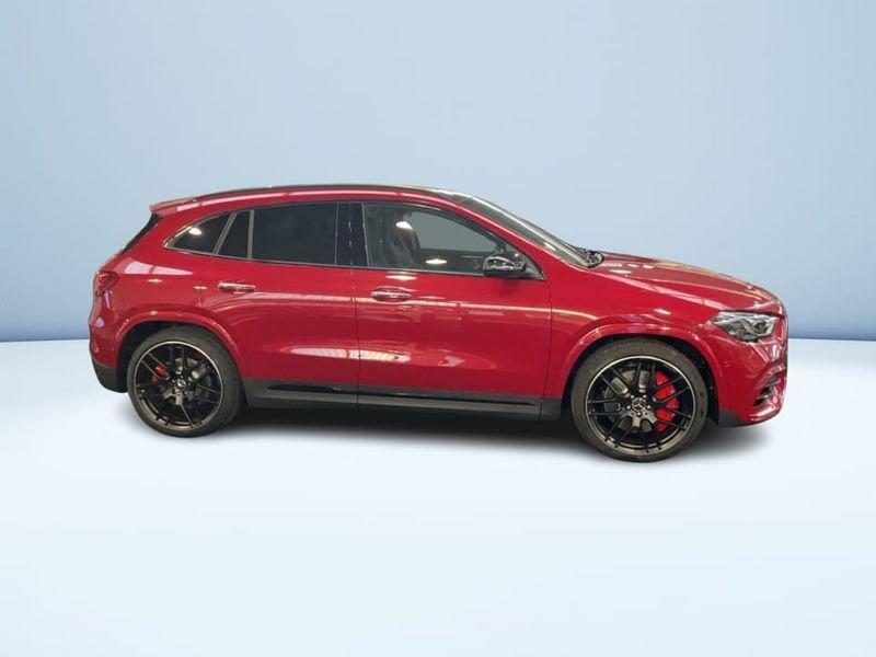Mercedes-Benz GLA 45 S AMG 4Matic Racing Collection