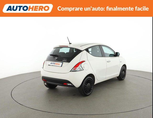 LANCIA Ypsilon 1.0 FireFly 5 porte S&S Hybrid Ecochic Silver