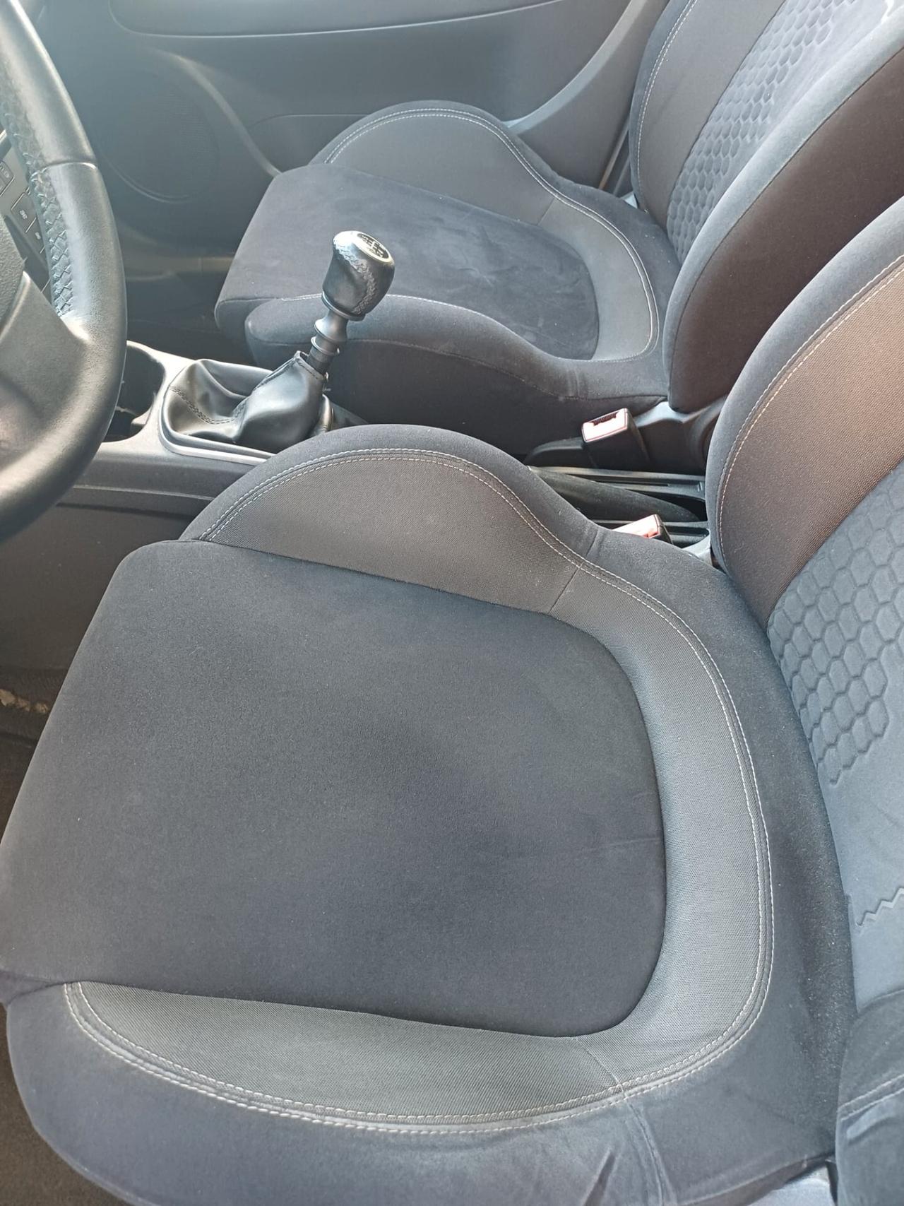 Fiat Punto 1.2 8V benzina 5 porte Lounge - 2014