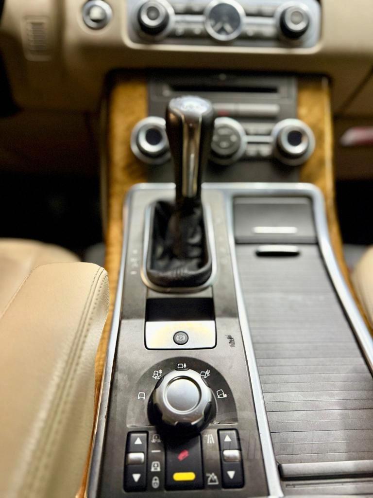 Land Rover Range Rover Sport 3.0 tdV6 HSE auto