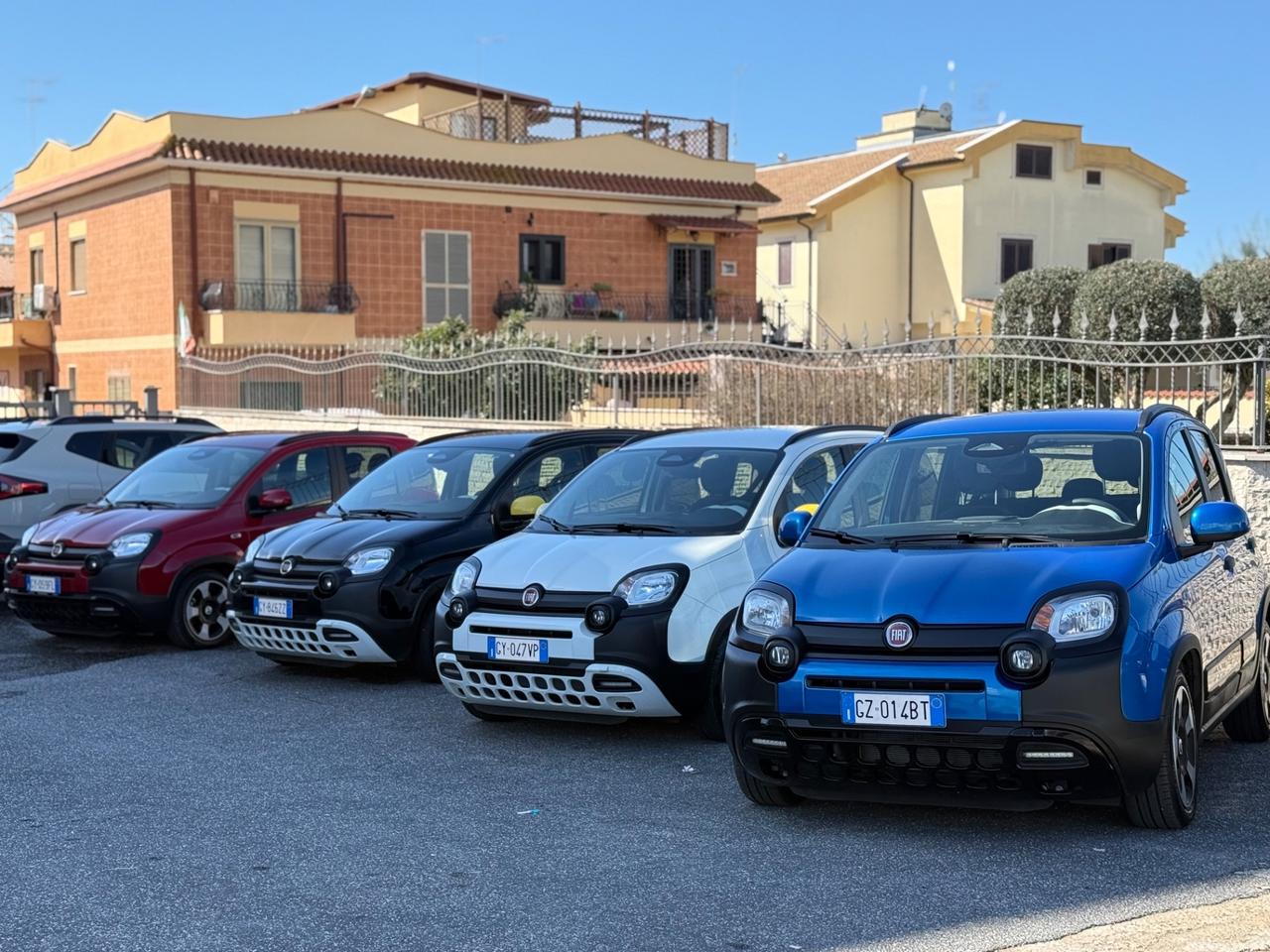 Fiat Panda Pandina Cross 1.0 firefly 70cv hybrid Blu Italia