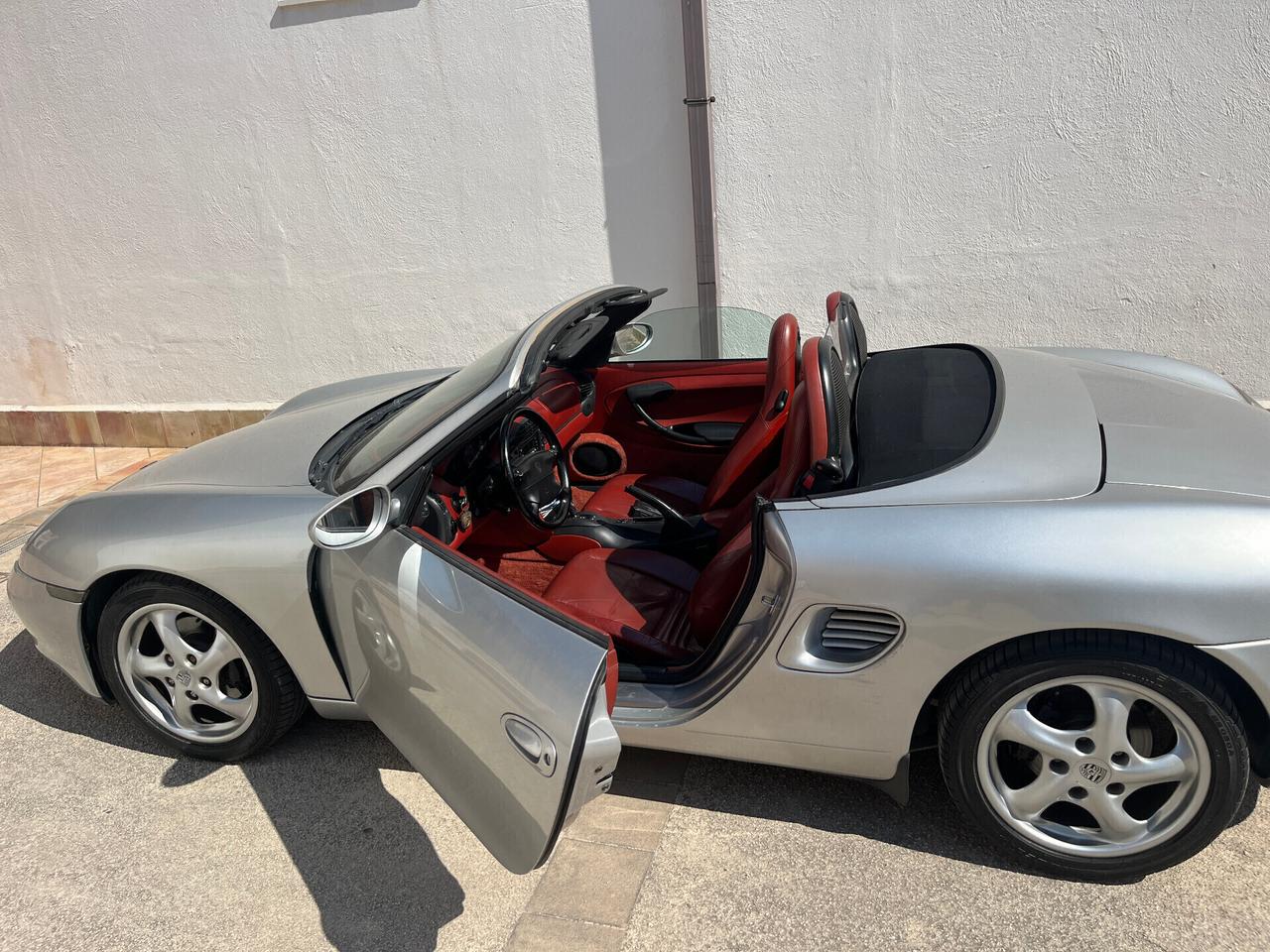 Porsche Boxster 2.5i 24V cat