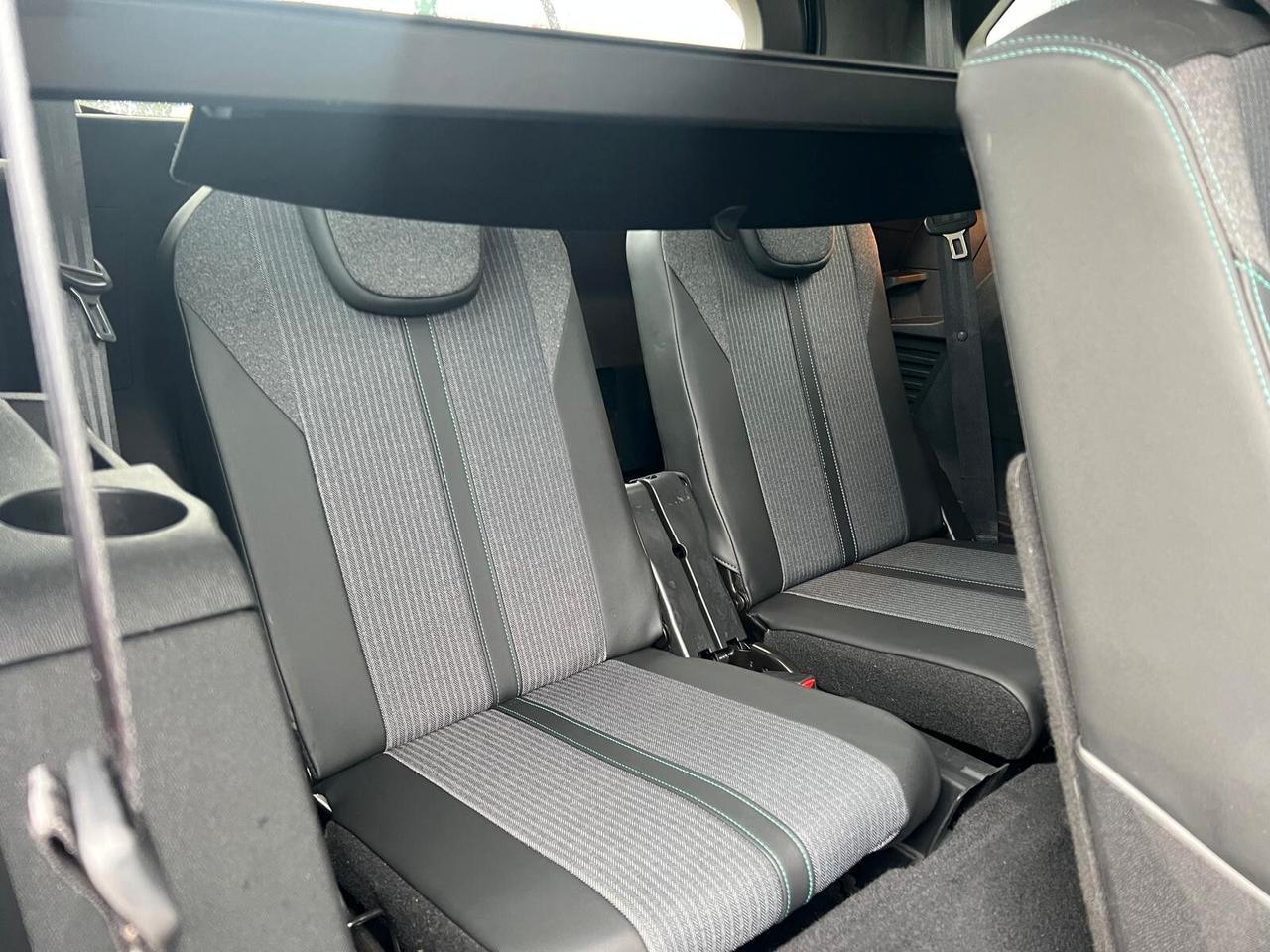 Peugeot 5008 HDi 7 posti 130 EAT8 Allure Pack