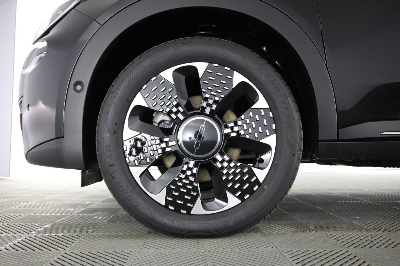 FIAT 600 (2023-->) 600 Hybrid 110 CV DCT MHEV La Prima
