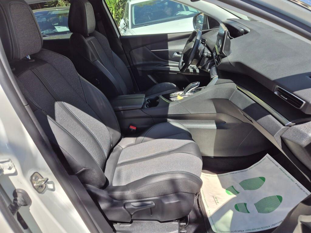 Peugeot 3008 BlueHDi 130CV EAT8 ALLURE 36.000km